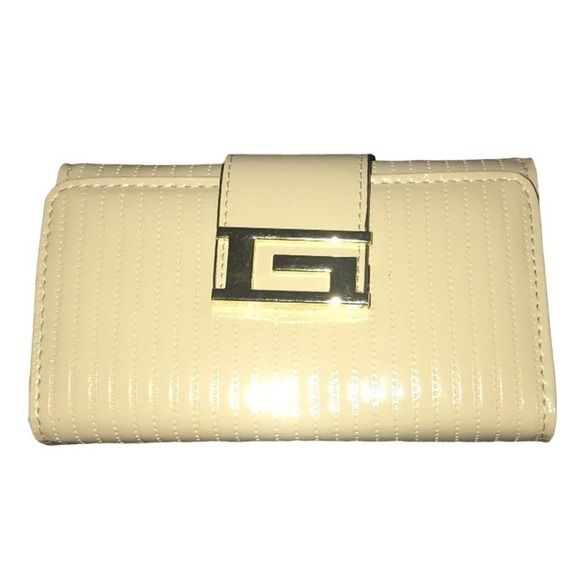 BELLO TUTTI CREAM WITH GOLD TONE ACCENT TRI-FOLD WALLET - Picture 1 of 3